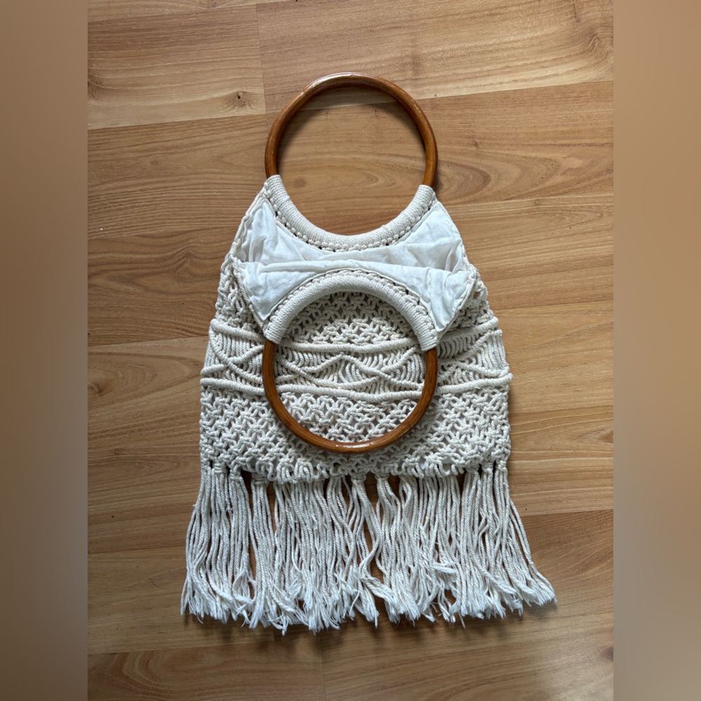 Cream Macrame Fringe Handbag with Wooden Round Handles - Picture 4 of 8